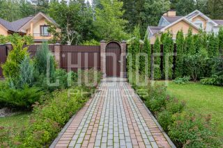 Комплексная фотопрезентация загородного дома для продажи.