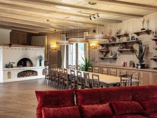 Архитектурная и интерьерная фотосъёмка гостиничного комплекса.