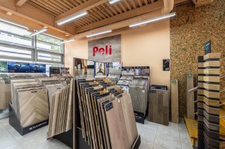 Профессиональная фотосъемка магазина ламинат. Фото для контента.