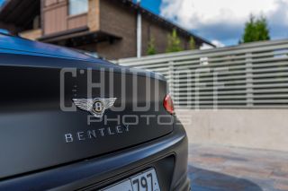 Фотосессия автомобиля Bentley Continental.