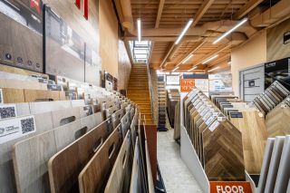 Профессиональная фотосъемка магазина ламинат. Фото для контента.