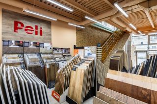 Профессиональная фотосъемка магазина ламинат. Фото для контента.