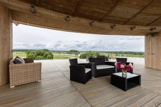 Архитектурная и интерьерная фотосъёмка гостиничного комплекса.