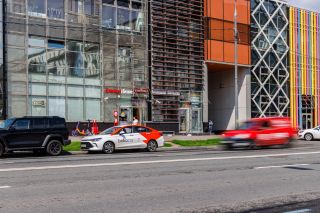 Профессиональная фотосъемка магазина ламинат. Фото для контента.