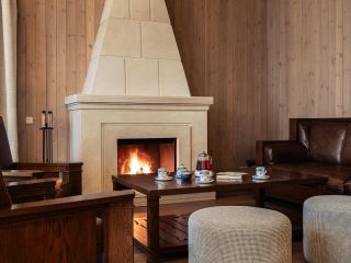 Архитектурная и интерьерная фотосъёмка гостиничного комплекса.