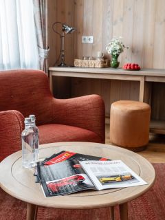 Архитектурная и интерьерная фотосъёмка гостиничного комплекса.