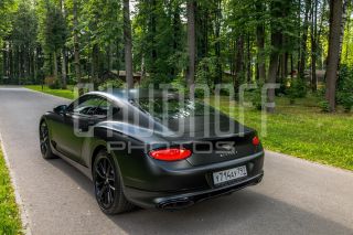 Фотосессия автомобиля Bentley Continental.